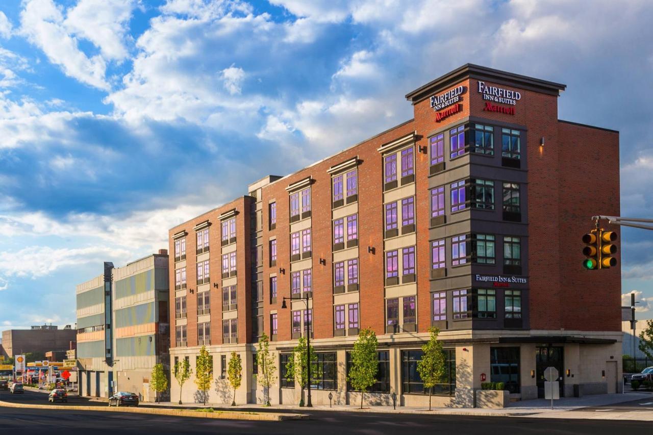 Fairfield Inn & Suites By Marriott Boston Cambridge Exterior foto
