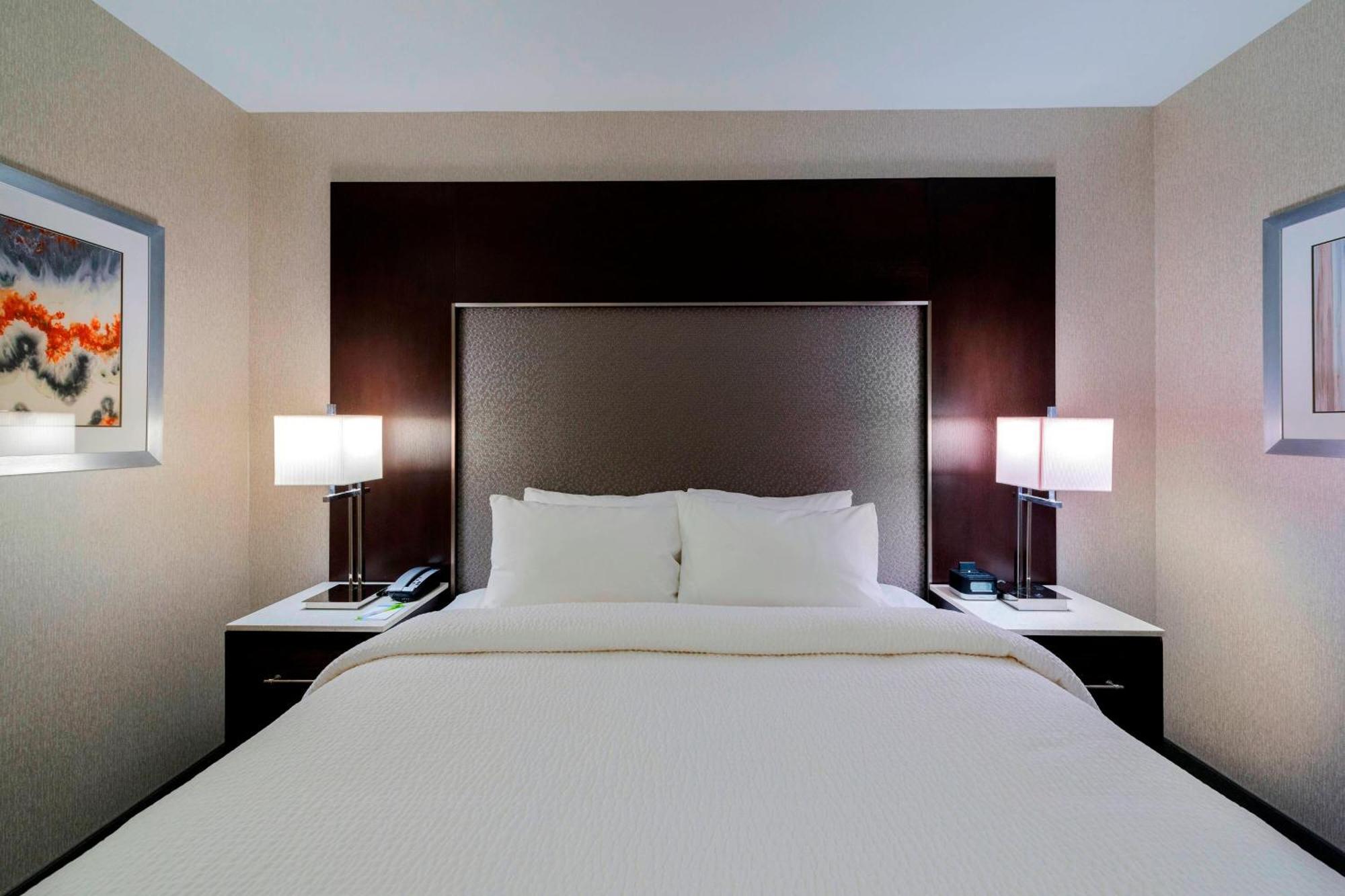 Fairfield Inn & Suites By Marriott Boston Cambridge Exterior foto