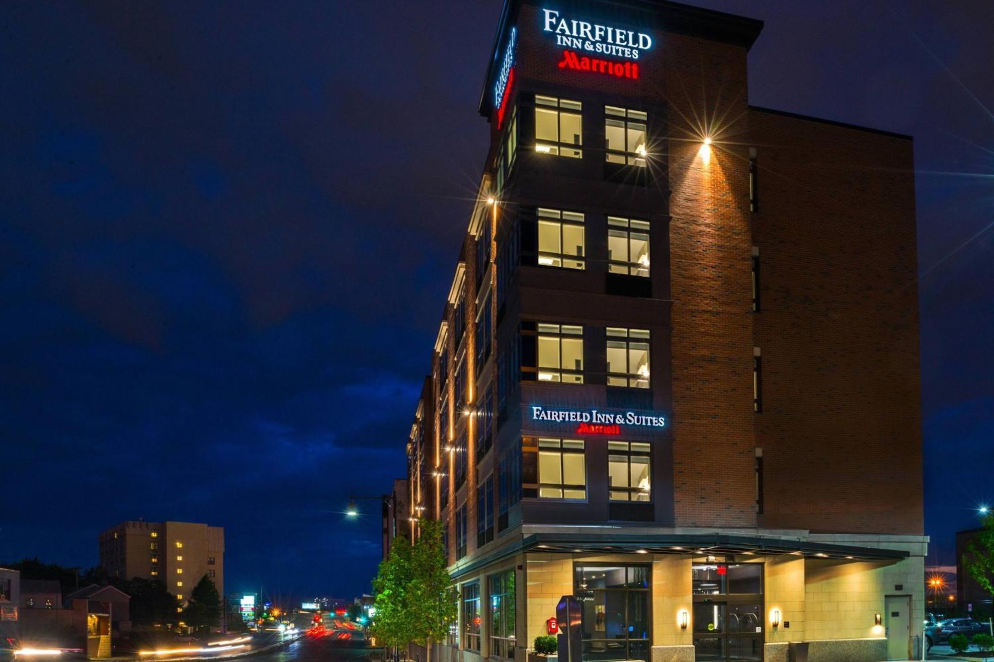 Fairfield Inn & Suites By Marriott Boston Cambridge Exterior foto